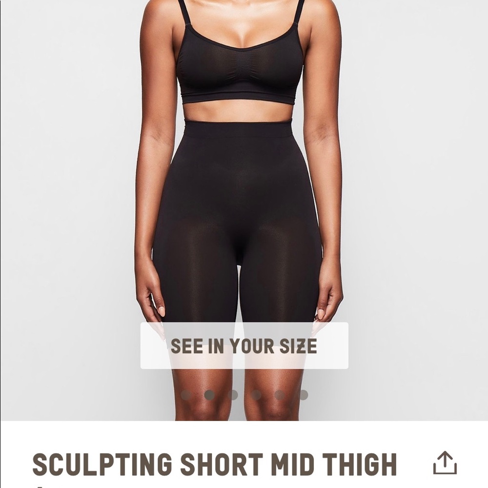 SKIMS sculpting short mid thigh s/m onyx